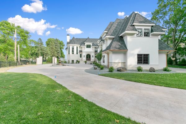 Cost of Concrete Driveway Installation in Mesquite