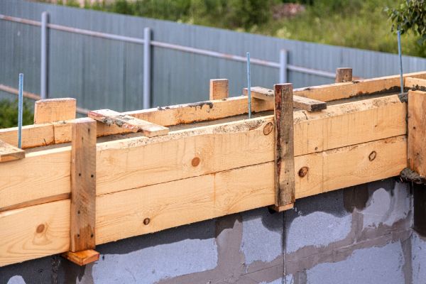 Cost of Poured Wall Construction in Mesquite