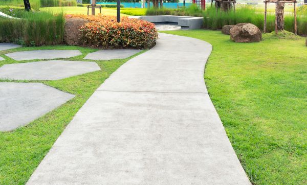 Cost of Path Installation in Mesquite