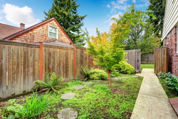 Cost of Backyard Walkway Construction in Mesquite